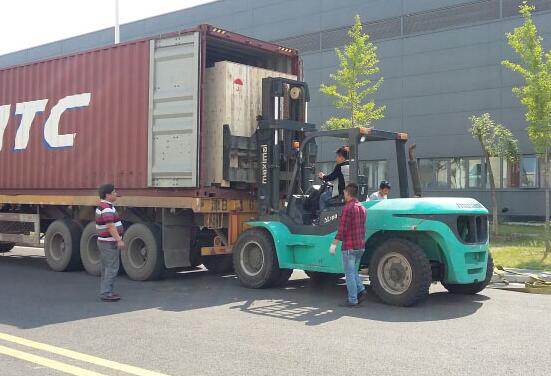 大中小型吊车叉车出租|5吨叉车|设备搬运